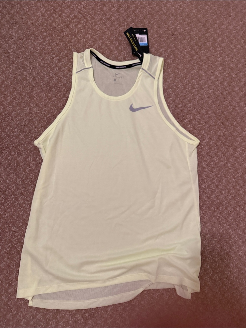 Nike Men’s Sleeveless Training Tank Top in Light Yellow